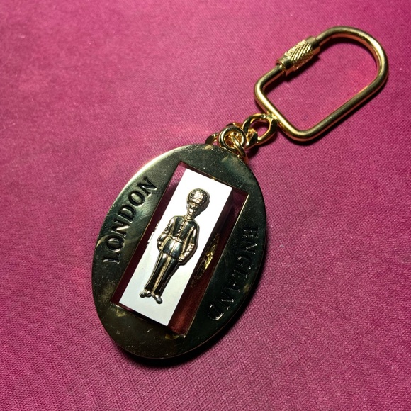 London Keychain - Picture 4 of 5